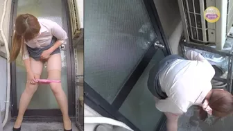 DLSL-190 04 Office ladies wetting panic. Emergency pissing on veranda. VOL.3, JAV Collection, PissRIP