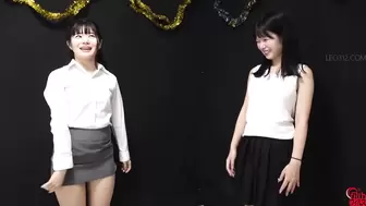 DLFF-669 02 Pee-holding matches: schoolgirl vs office lady.