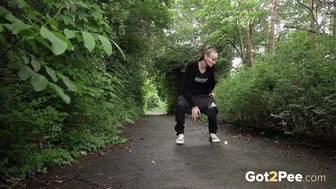 Slim Pissing
