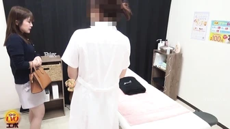 DLEE-652 01 Hair removal salon voyeur: shameful naked pissing during procedure