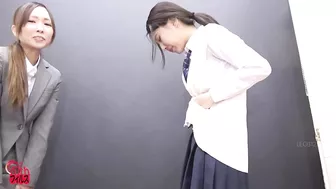 DLFF-497 02 Pee-holding duel between schoolgirl and office lady