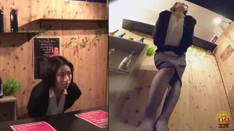 DLEE-553 05 Spycam in the toilet with girls-baristas urinating after reaching their holding limit, JAV Collection, DesperVids